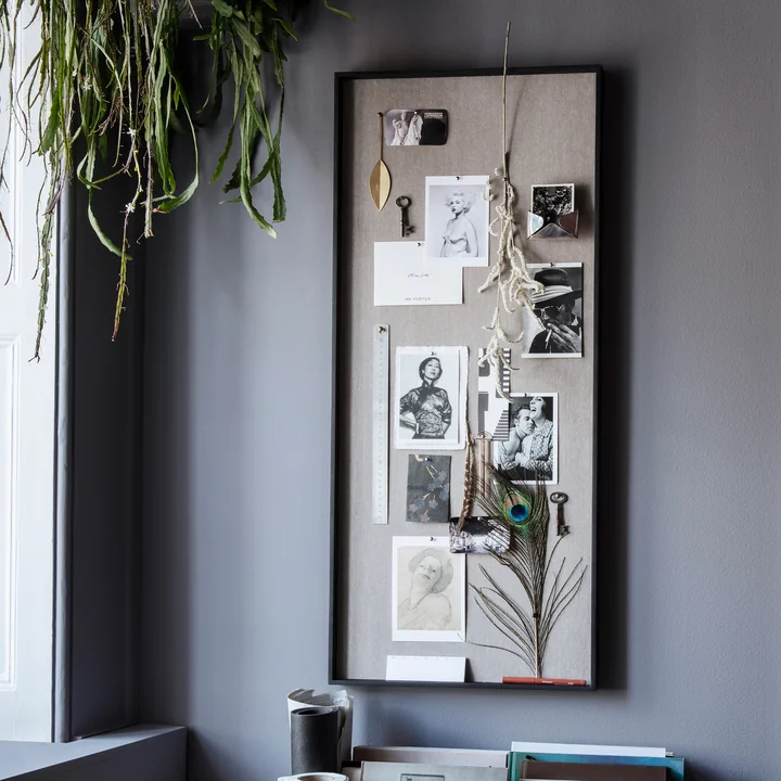 Scenery Tableau d'affichage 45 x 100 cm de Ferm Living en noir / beige