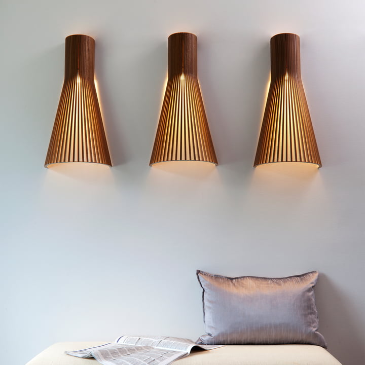 Secto Small 4231 Applique en noyer de Secto