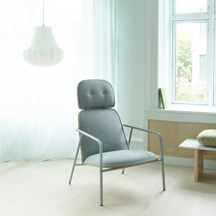 Pendentif fantôme petit Ø 45 x H 47 cm avec Pad Lounge Chair de Normann Copenhagen en blanc