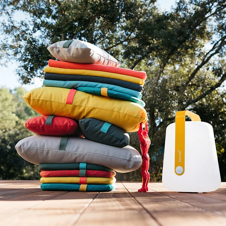 Color Mix Fouta serviette de plage et coussin d'extérieur de Fermob