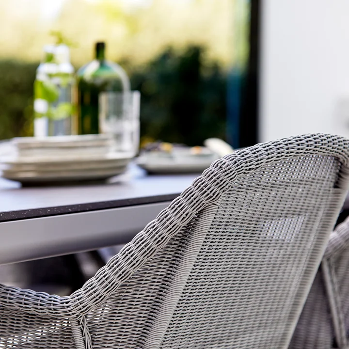 Breeze Fauteuil empilable (5464) de Cane-line en gris clair