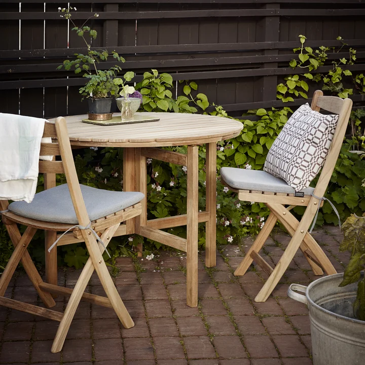Selandia Table Ø 94 cm de Skagerak en teck