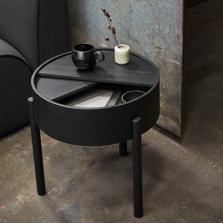 Arc Table d'appoint Ø 42 cm H 45 cm de Woud en frêne laqué noir