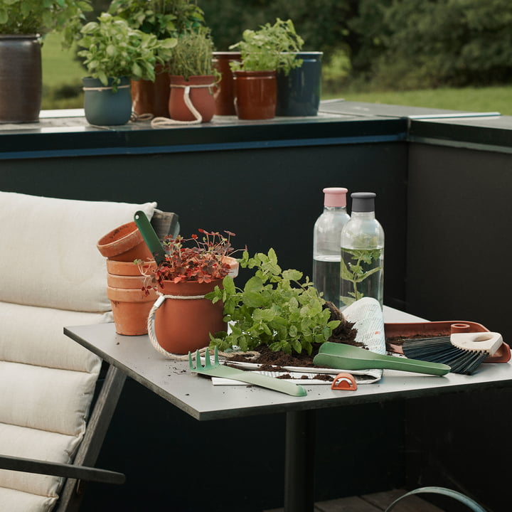 Outil de jardinage Green-It avec Drink-It Bouteille d'eau de Rig-Tig by Stelton