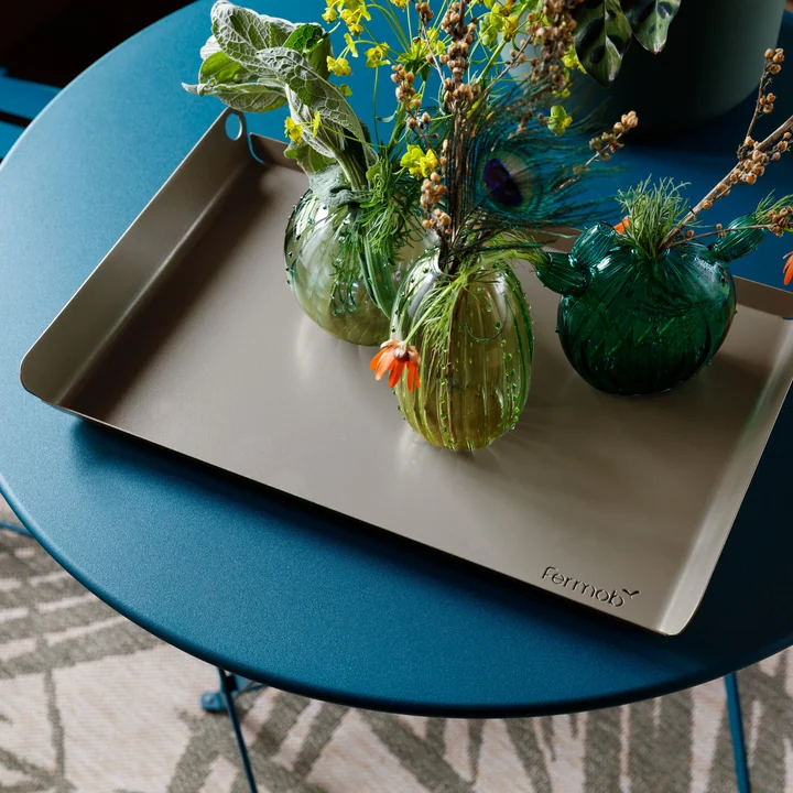 Alto Tablet en petit de Fermob en gris métal