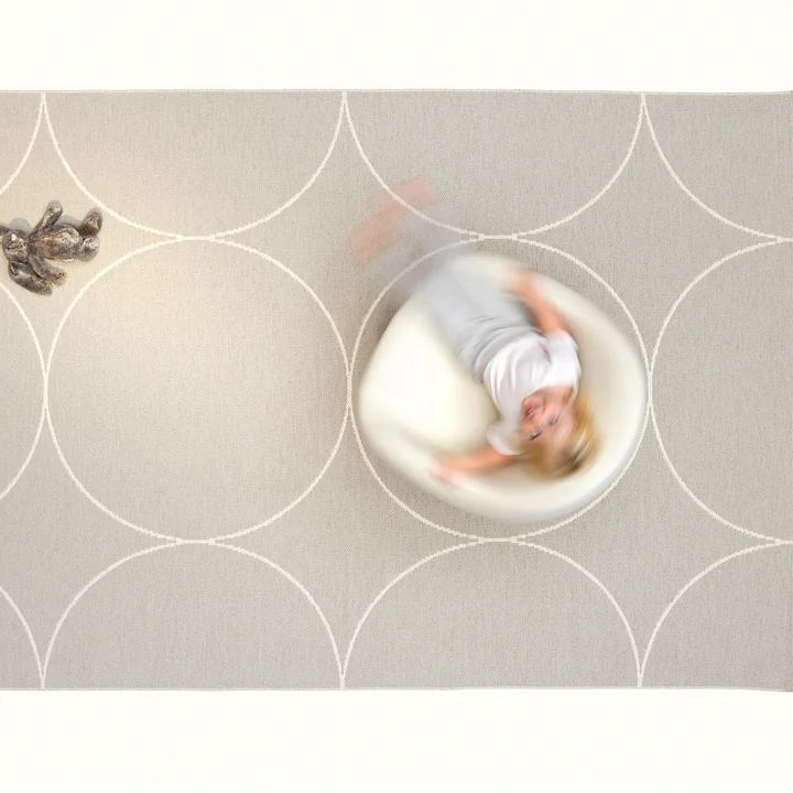 Tapis réversible Boo, linge de maison / vanille de Pappelina dans la chambre des enfants