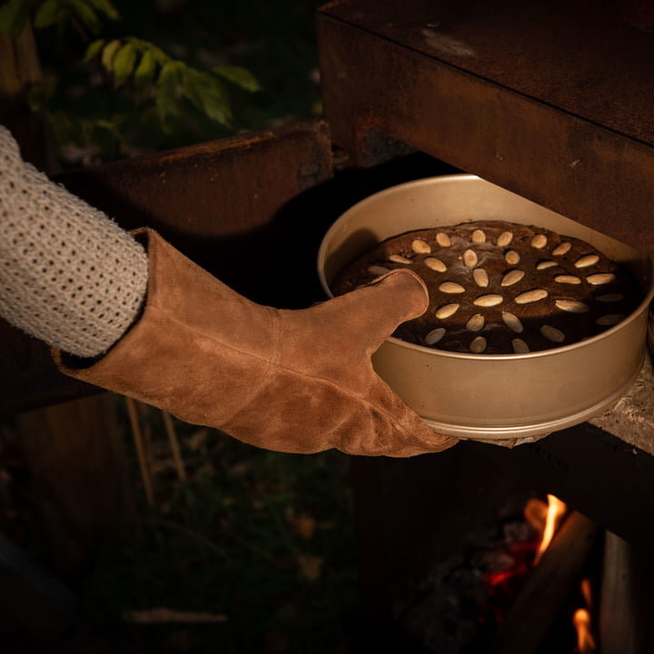 Four extérieur en acier de Weltevree pour la cuisson de gâteaux