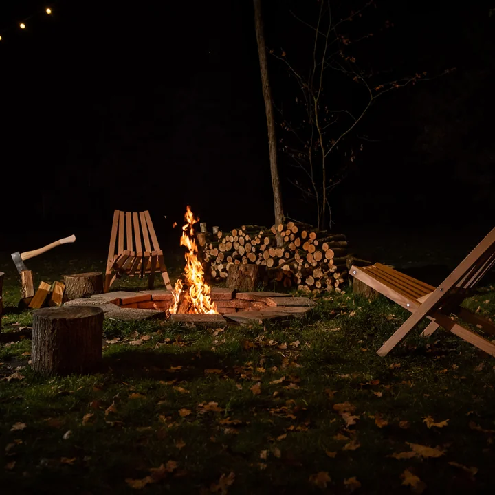 Fieldchair de Weltevree au feu de camp
