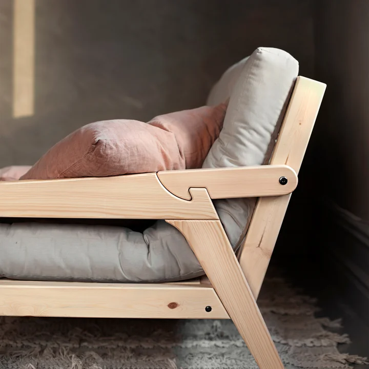 Grab Canapé en nature / beige (747) de Karup Design vu de côté