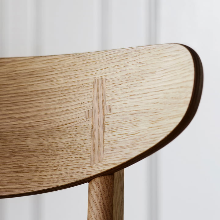 CH30P chaise de Carl Hansen en détail