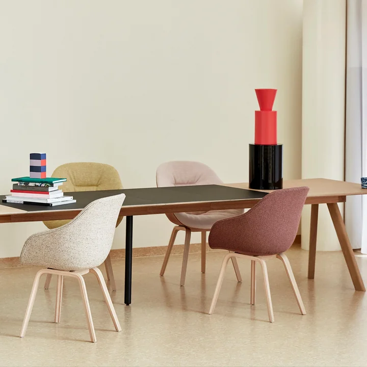 About A Chair AAC 123 de HAY sur le CPH30 extensible