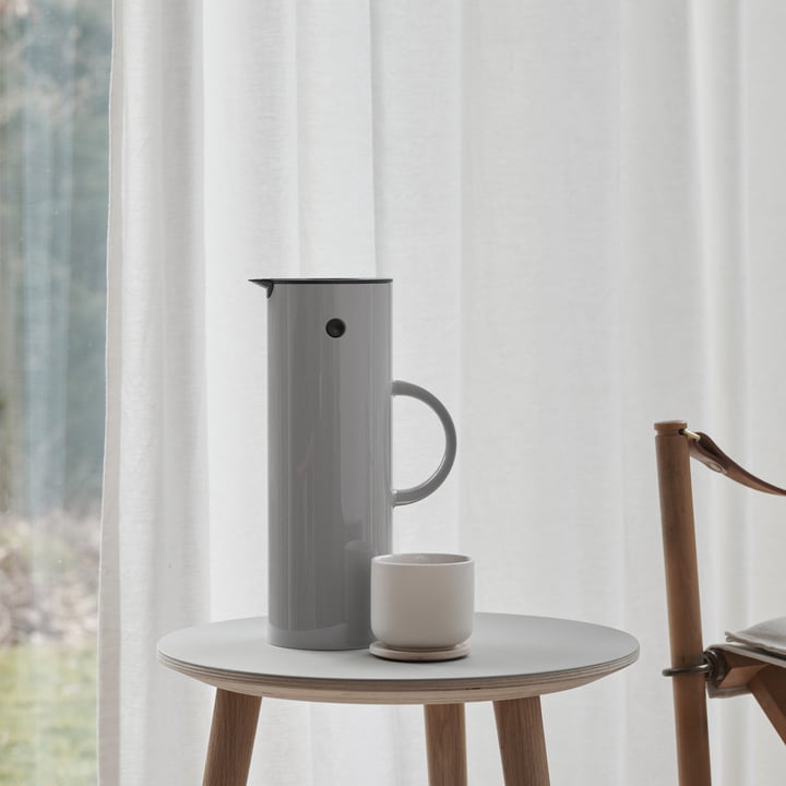 Verseuse isolante EM 77 1 l de Stelton en gris clair