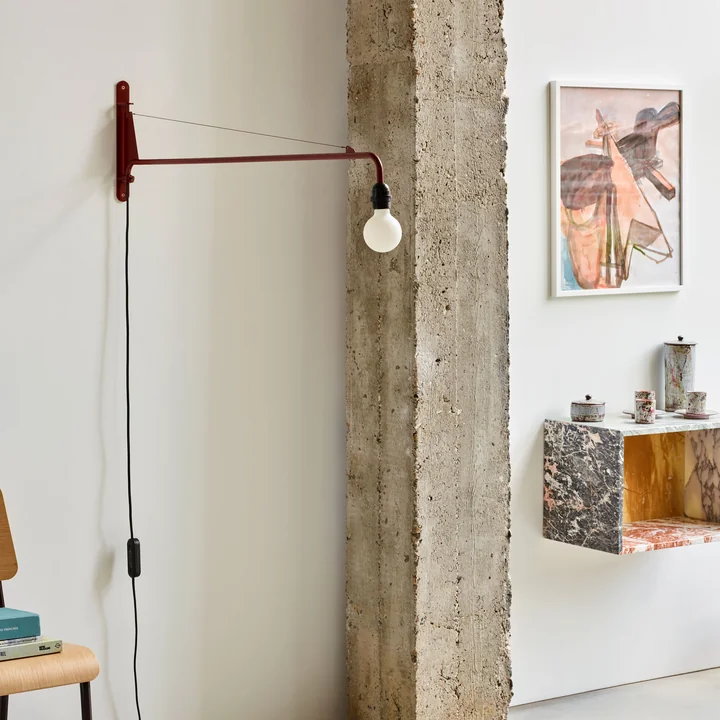 Applique murale Potence de Vitra dans le salon