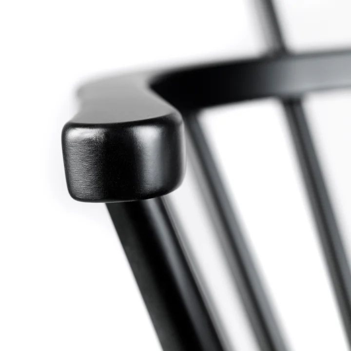 Fauteuil J52B, hêtre noir de FDB Møbler en détail