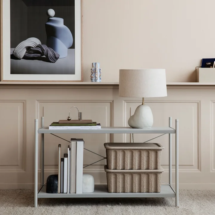 Hebe luminaire et Nexus poster de Ferm Living