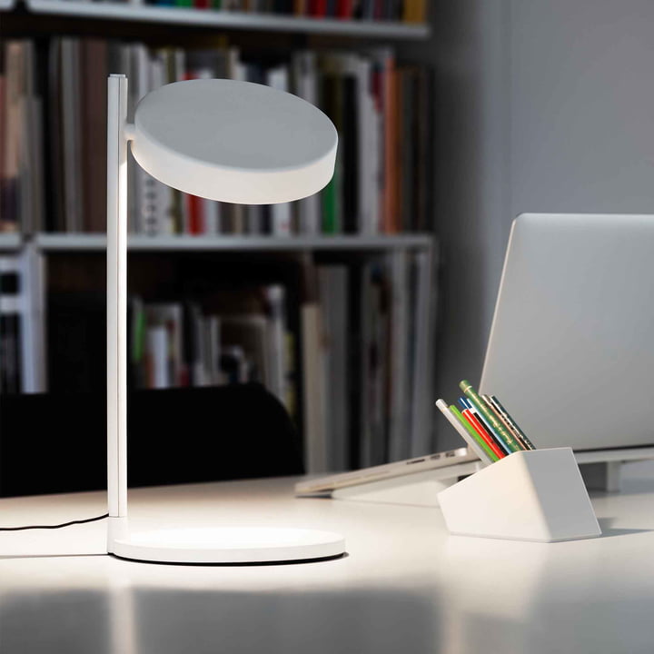 w182 Pastille Lampe de table LED Pastille b2 de Wästberg en blanc doux