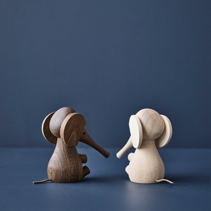 Bébé éléphant figure en bois par Lucie Kaas