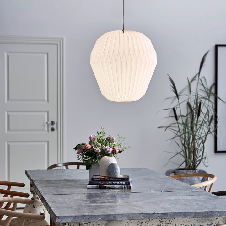 Lampe à suspension "The Bouquet" XL de Le Klint en blanc