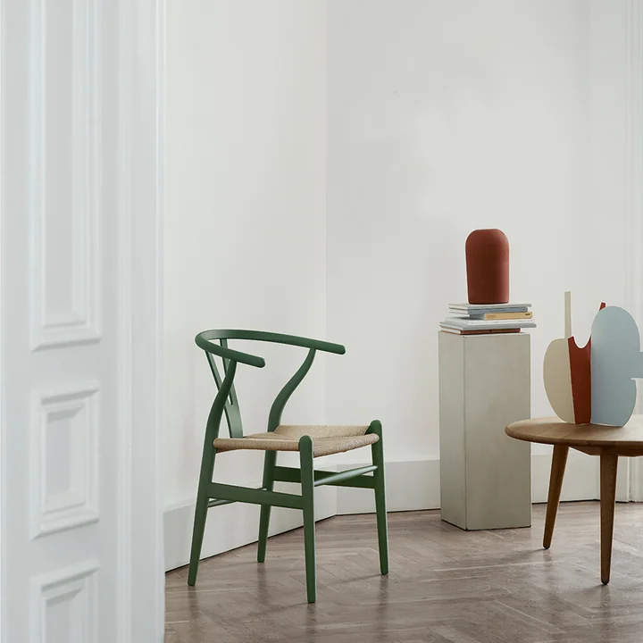 CH24 Wishbone Chair de Carl Hansen en soft green / tressage naturel