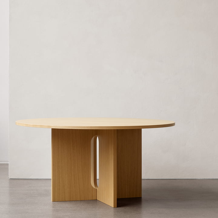 Androgyne Table, Ø 120 x H 73 cm, chêne de Audo