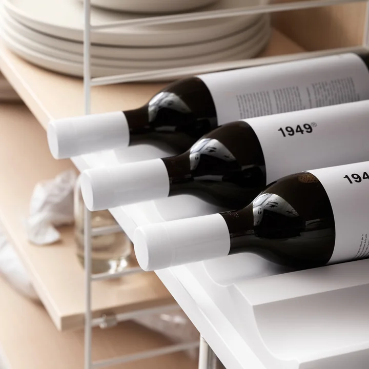 Compartiment à bouteilles de String en blanc