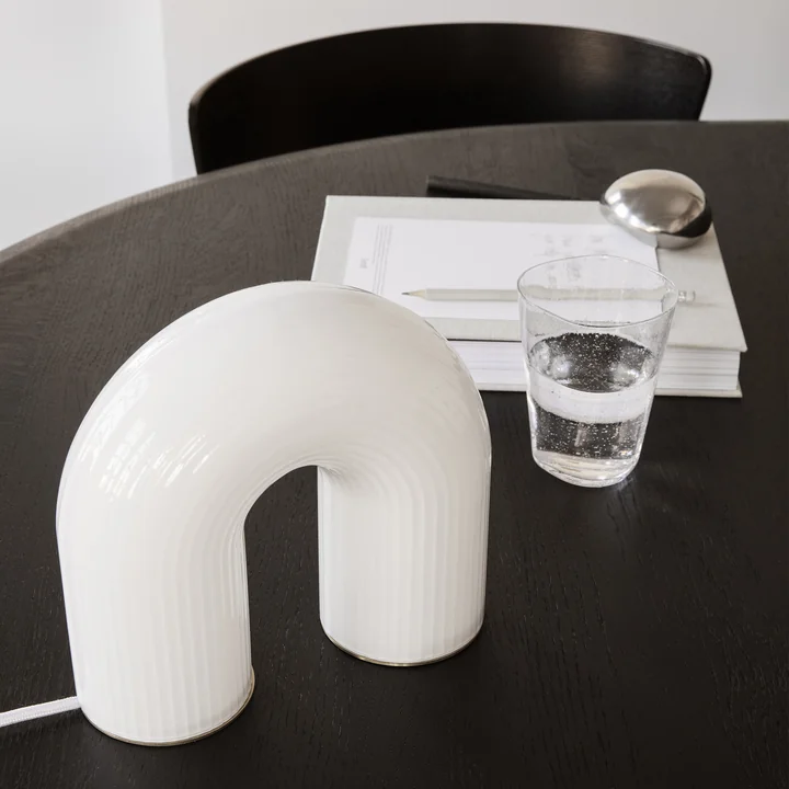 Vuelta Lampe de table de Ferm Living