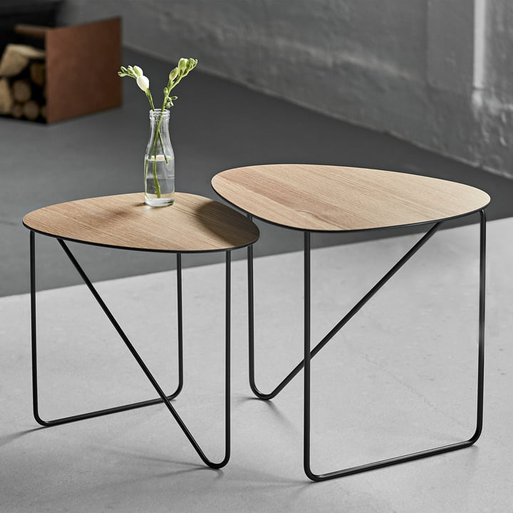 Curve Table d'appoint M, chêne / noir de LindDNA