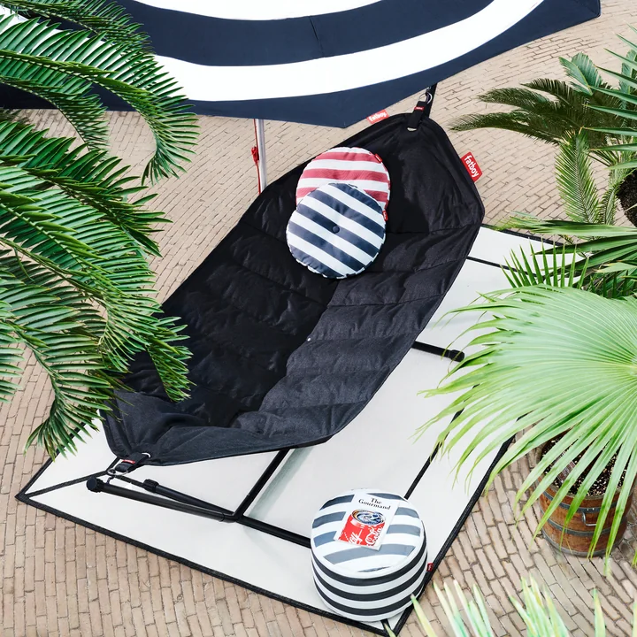 Hamac Headdemock , le coussin d'assise Circle et le tapis d'extérieur Carpretty de Fatboy
