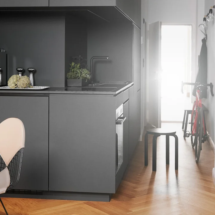 Artek - tabouret E60, noir