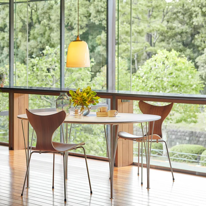 Fauteuil anniversaire Lilie de Fritz Hansen