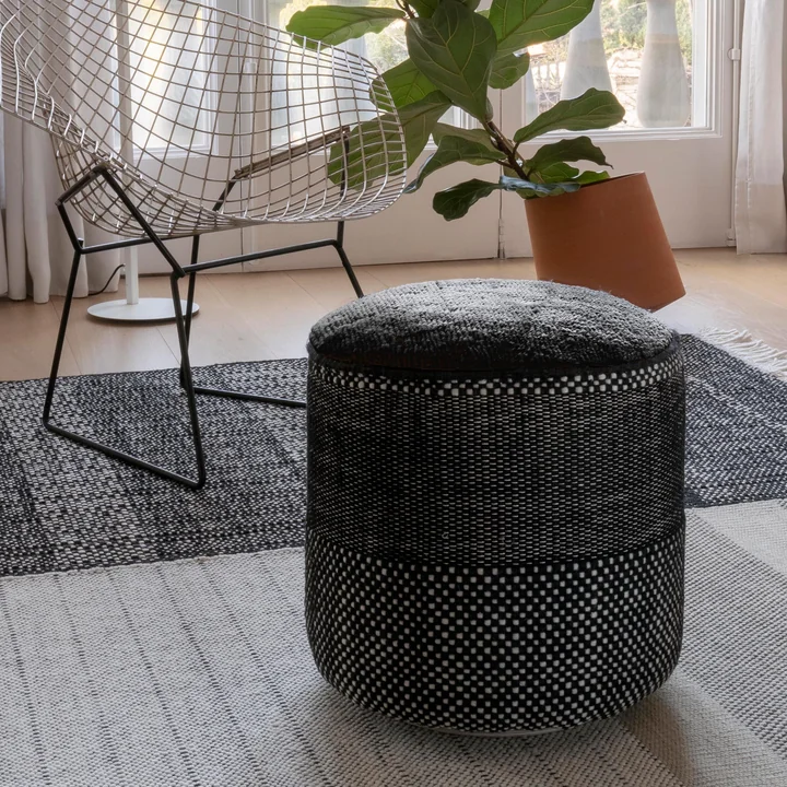Tres Persian Pouf en noir de nanimarquina.