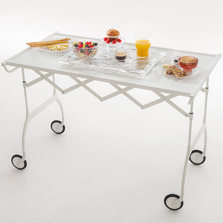 Chariot Battista de Kartell en monochrome blanc mat