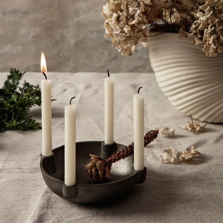 Bougeoir Bowl en laiton de Ferm Living