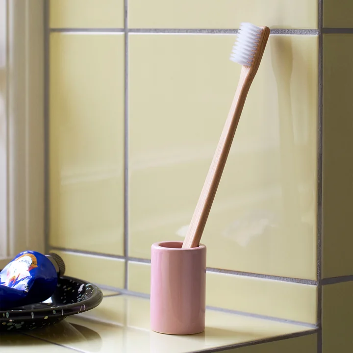 Brosse à dents en bambou, naturel et porte-brosse à dents, Ø 3 x H 5 cm, rose par HAY .