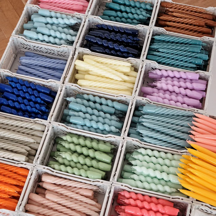 Spiral Bougies H 19 cm - Conical Bougies H 33 cm de HAY.