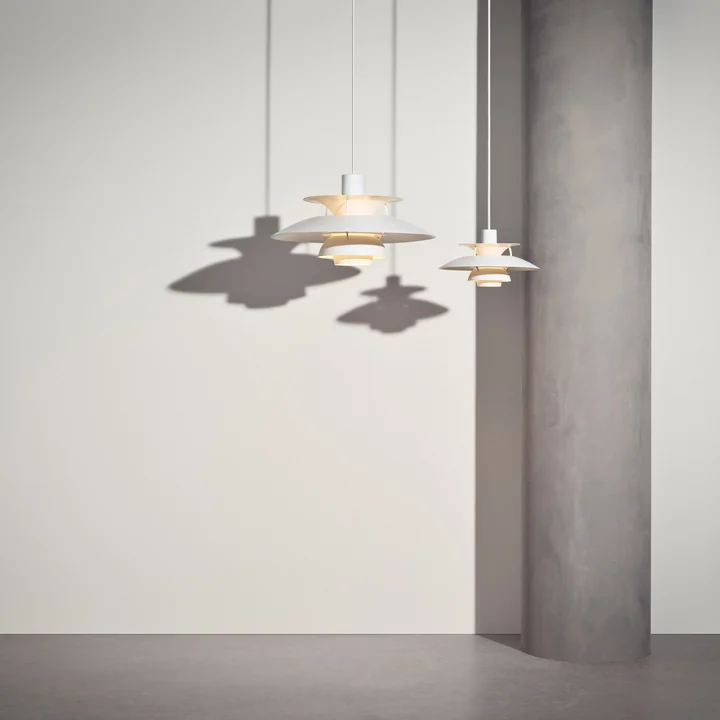 PH 5 Mini lampe suspendue de Louis Poulsen .