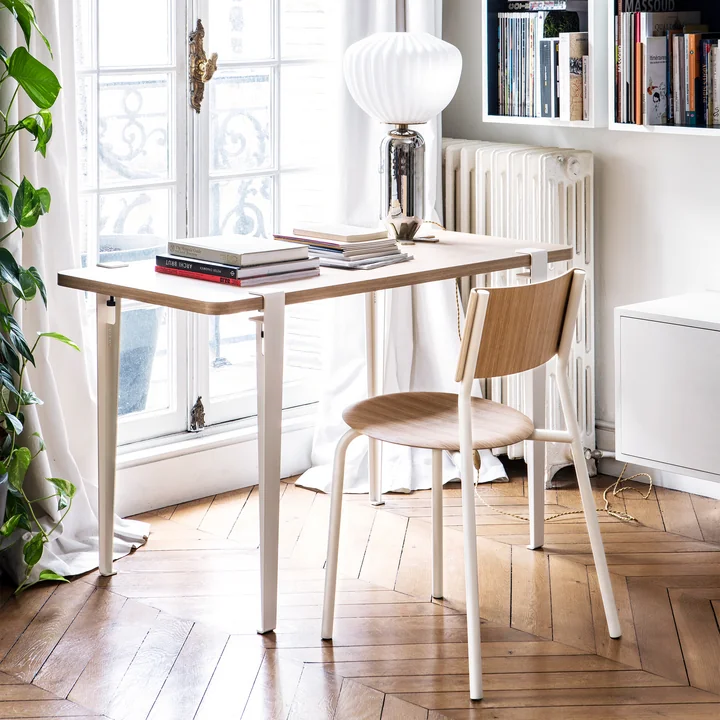 La chaise SSD, chêne, blanc nuage de TipToe comme chaise de bureau au bureau NOMA