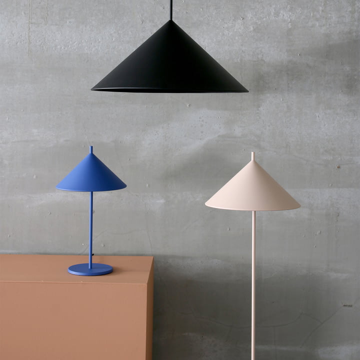 Les lumières Triangle de HKliving en combinaison