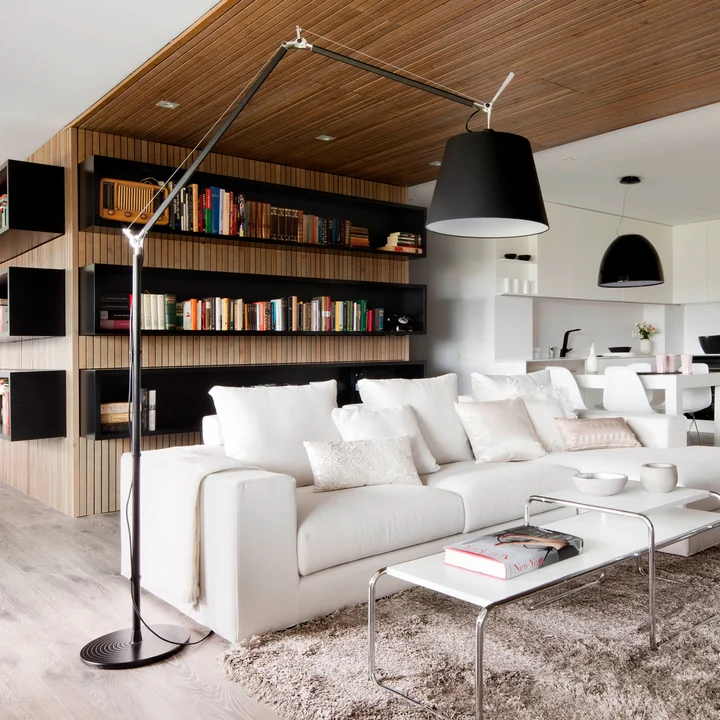 Lampadaire LED Tolomeo Mega par Artemide