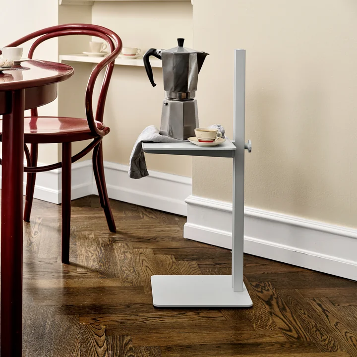 Museum Sidetable d' Museum Sidetable by String en aluminium