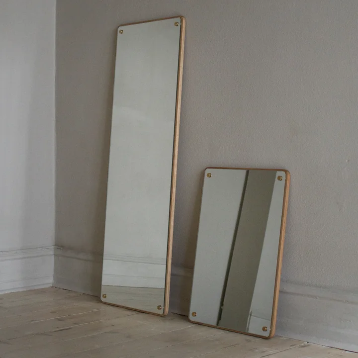 Le miroir RM-1 Rectangular dans les deux tailles