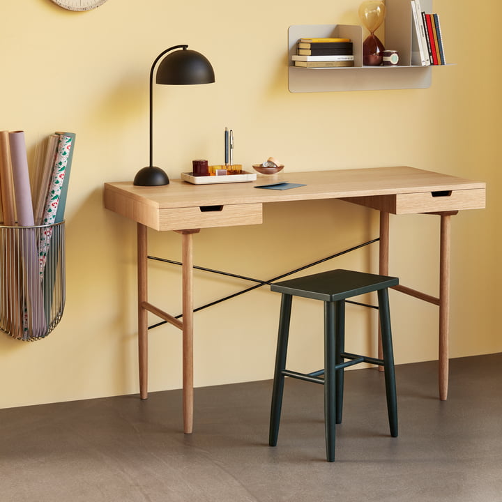 Un bureau à domicile avec un look scandinave par Hübsch Interior