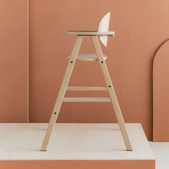 Growing Green Chaise pour enfant de Nobodinoz en hêtre