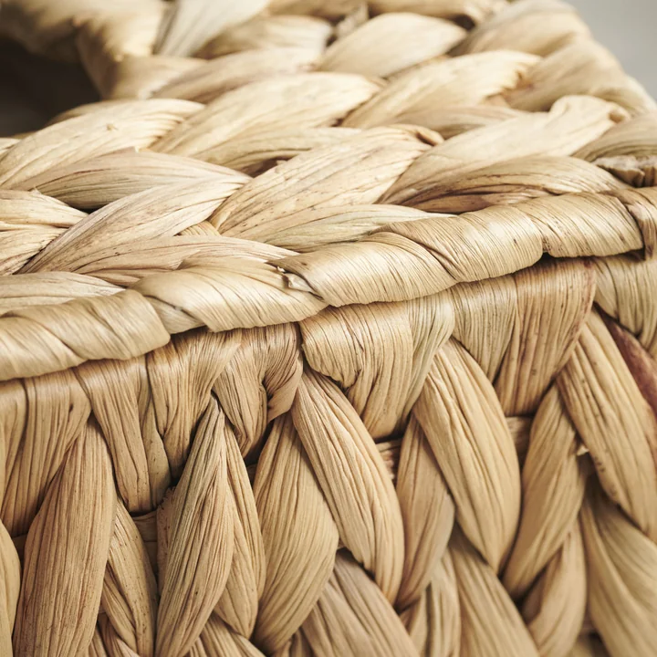 La boîte de mouchoirs cosmétiques Clean de House Doctor est composée de jacinthes d'eau