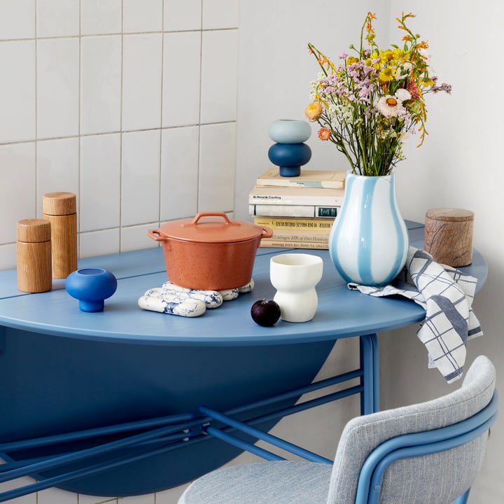 La beauté des formes scandinaves sur la table Oda de Broste Copenhagen