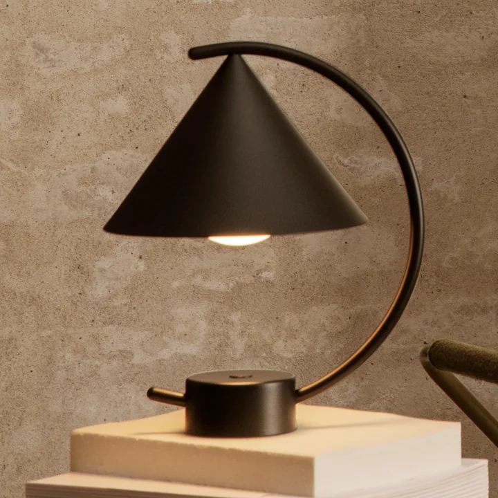 Ferm Living - Meridian Lampe de table LED rechargeable, noir