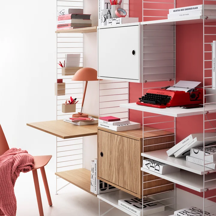 Système d'étagères intemporel de String