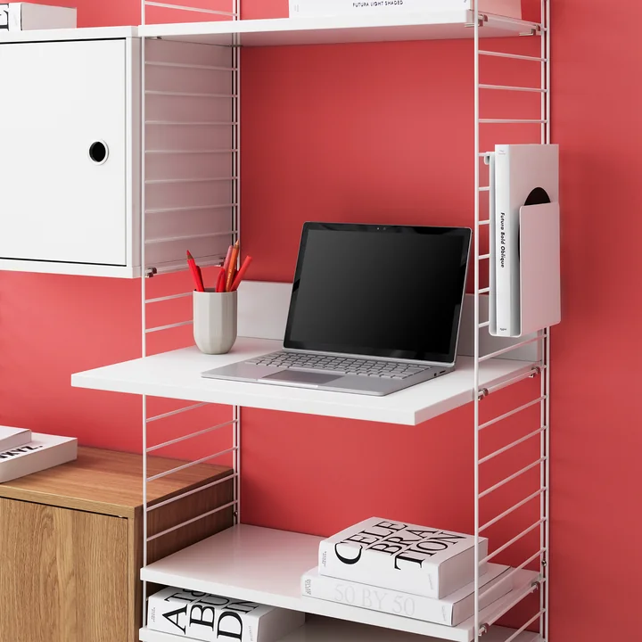 L'étagère média pour Pocket comme bureau