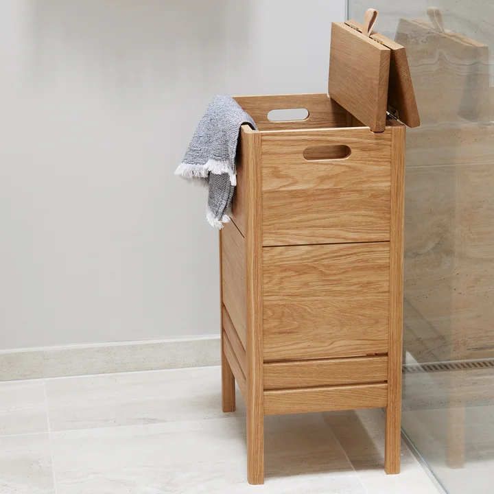 Une élégante boîte à linge en bois