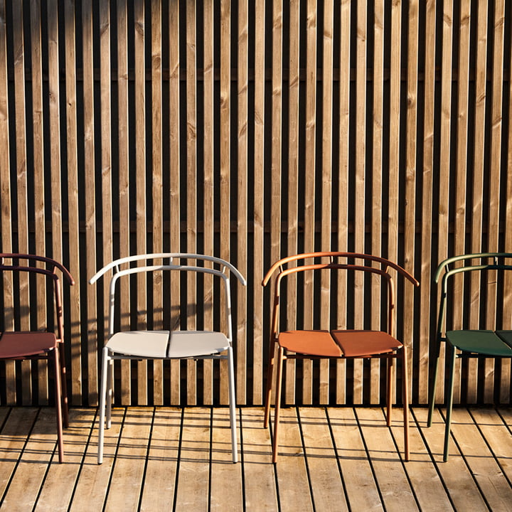 La chaise Novo de AYTM dans de nouvelles couleurs
